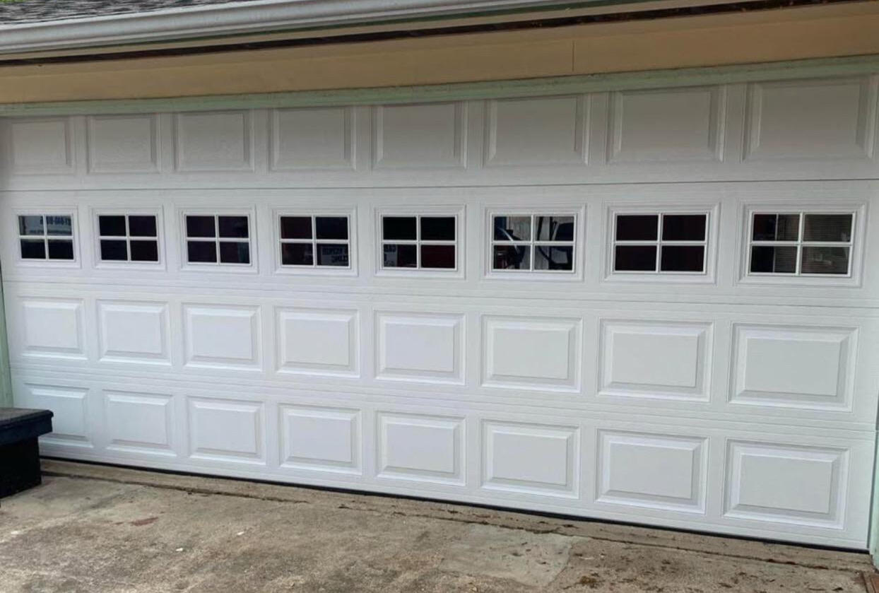 Puerta 16x7 con Ventana